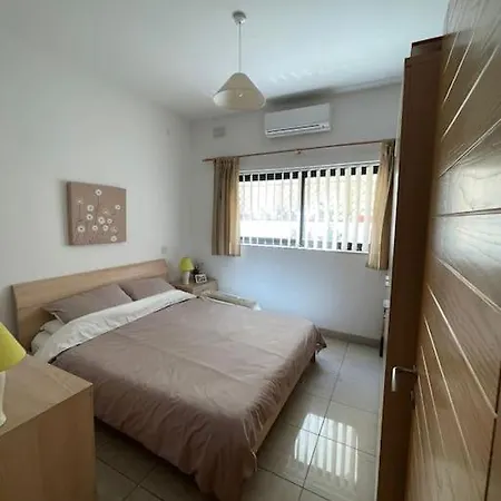 Lovely, Modern, Bright Maisonette. Heart Of *